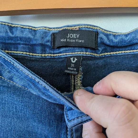 TRUE RELIGION Joey Mid Rise Flare Women Jeans Size 31 Blue Color Y2K Style 2000 - Picture 6 of 16
